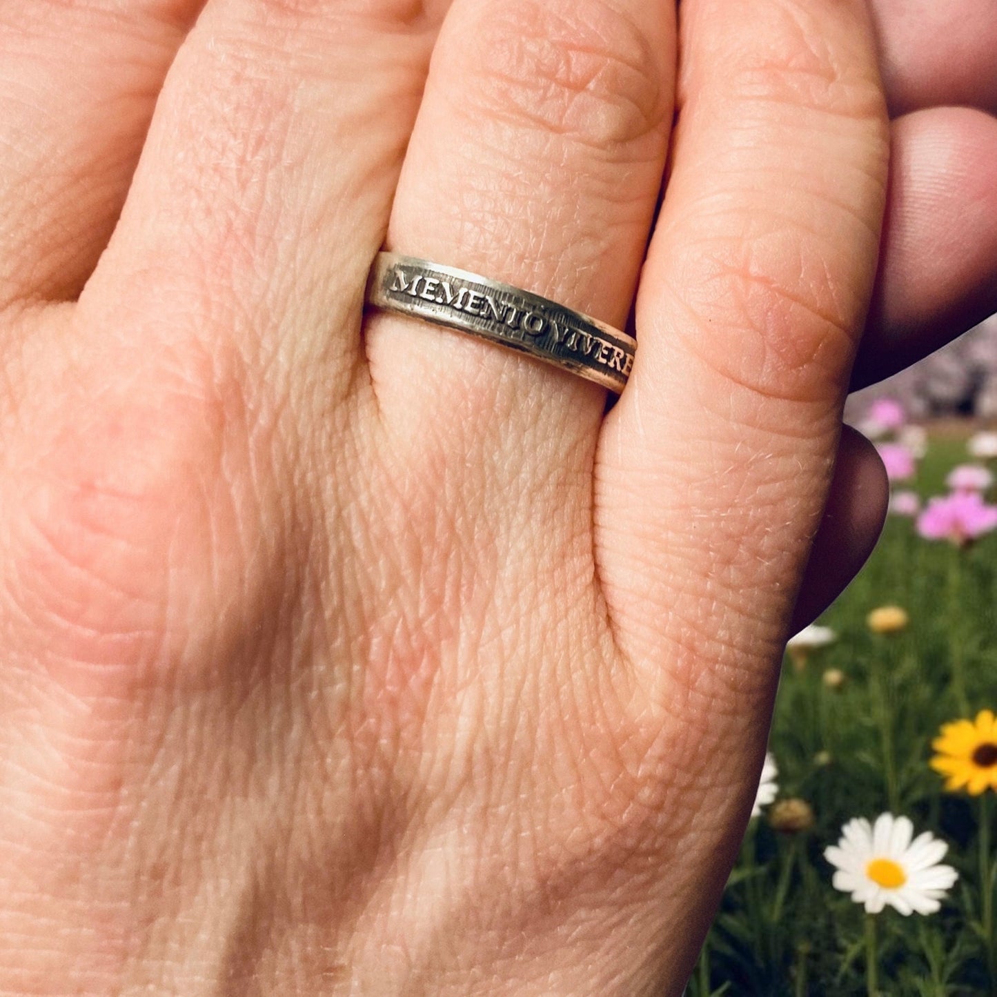 Womens Memento Vivere Sterling Silver Ring - Remember to Live
