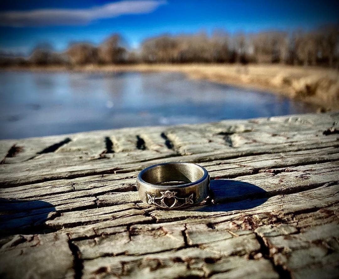 Irish Claddagh Shamrock Sterling Silver Ring