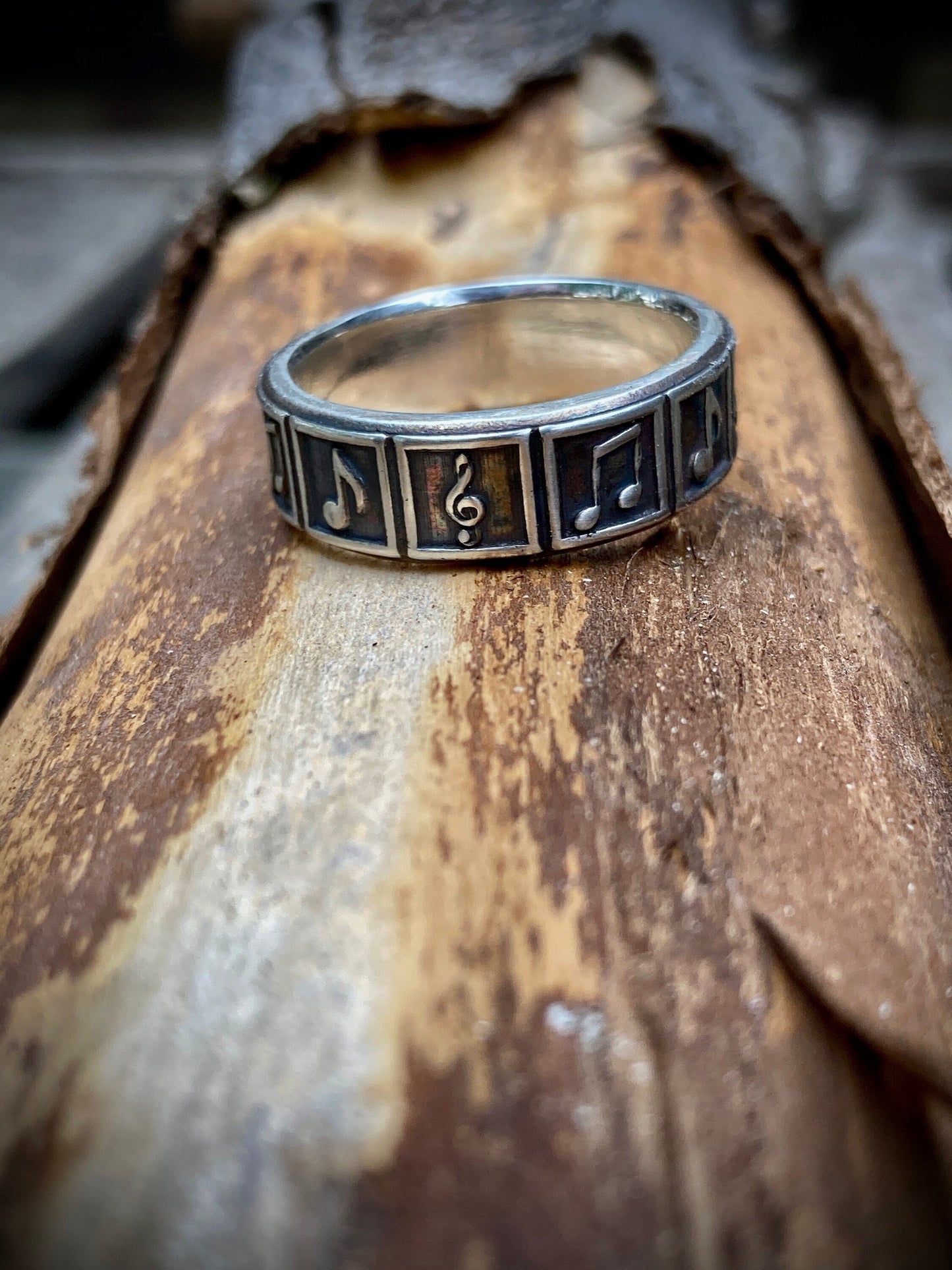 Sterling Silver Music Symbol Ring – Handmade Treble Clef Band for Men & Women | Backwoods Casting