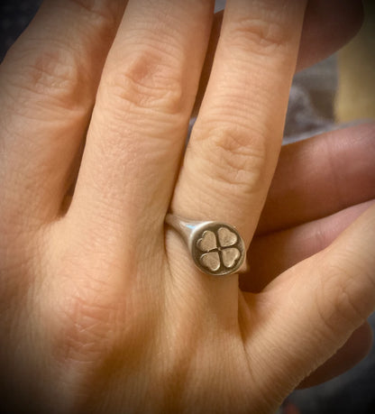 Four Leaf Clover Ring – Sterling Silver Lucky Signet Ring – Irish Luck Ring