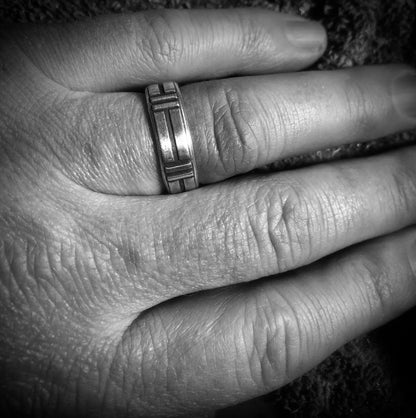 Minimalist Wedding Band - Sterling Silver