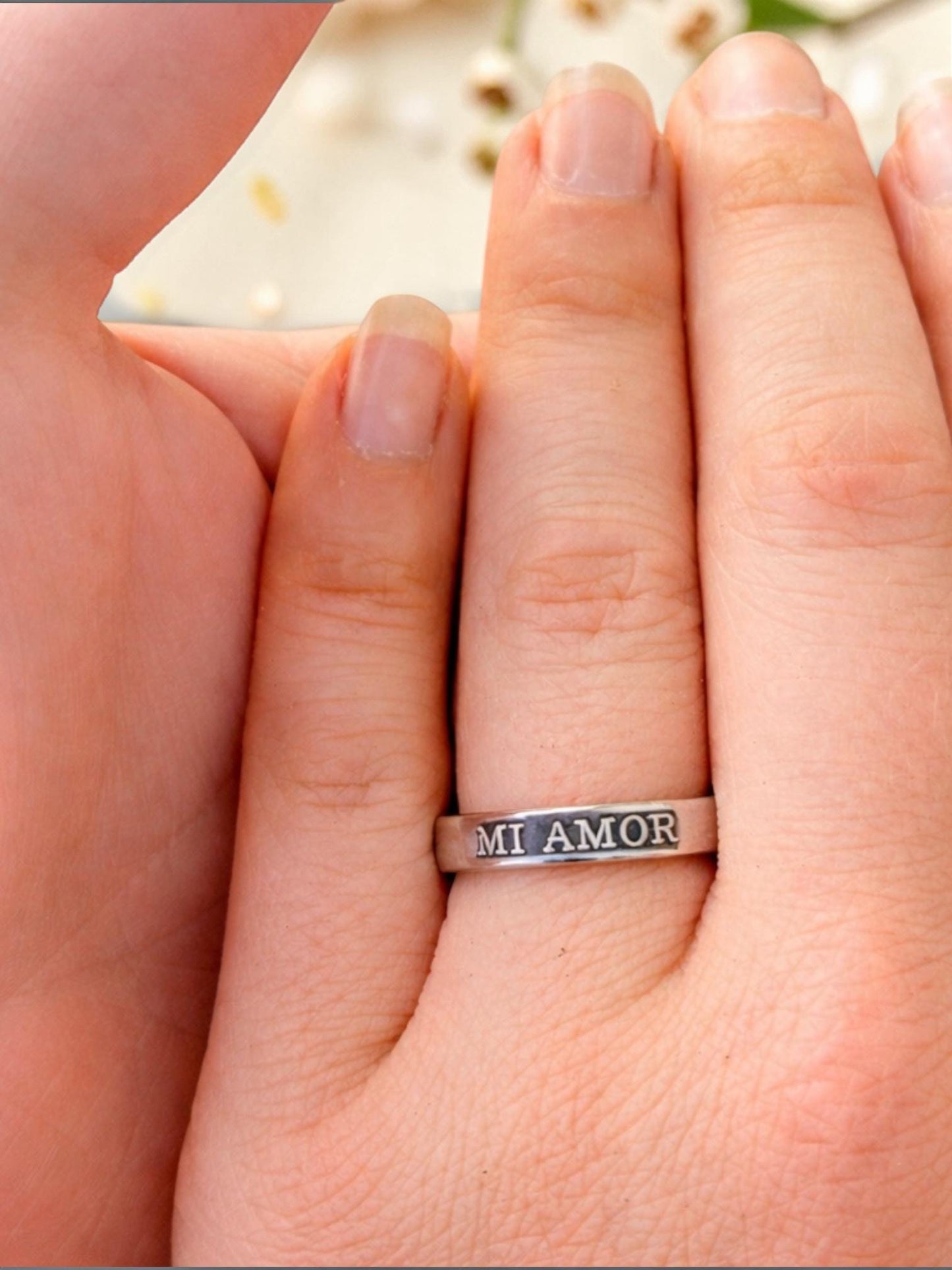Mi Amor thin sterling silver ring, detail view 2