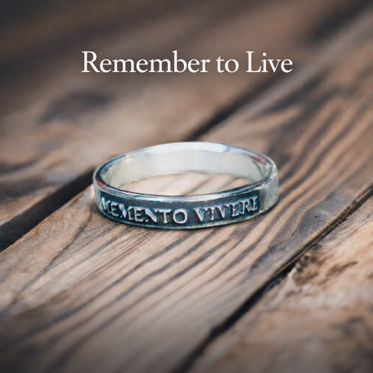 Women’s Sterling Silver Memento Vivere Ring – Handmade Latin Inspirational Band | Backwoods Casting